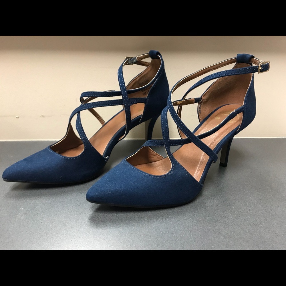 Size 6 - Blue heels- worn once